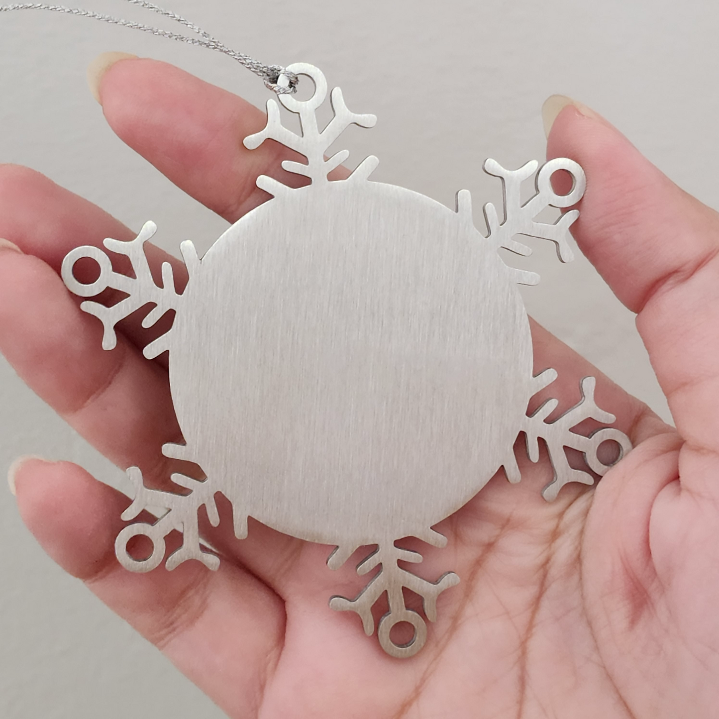 Funny Registered Nurse Quote Snowflake Ornament Gifts from Friends for Christmas - Image 4