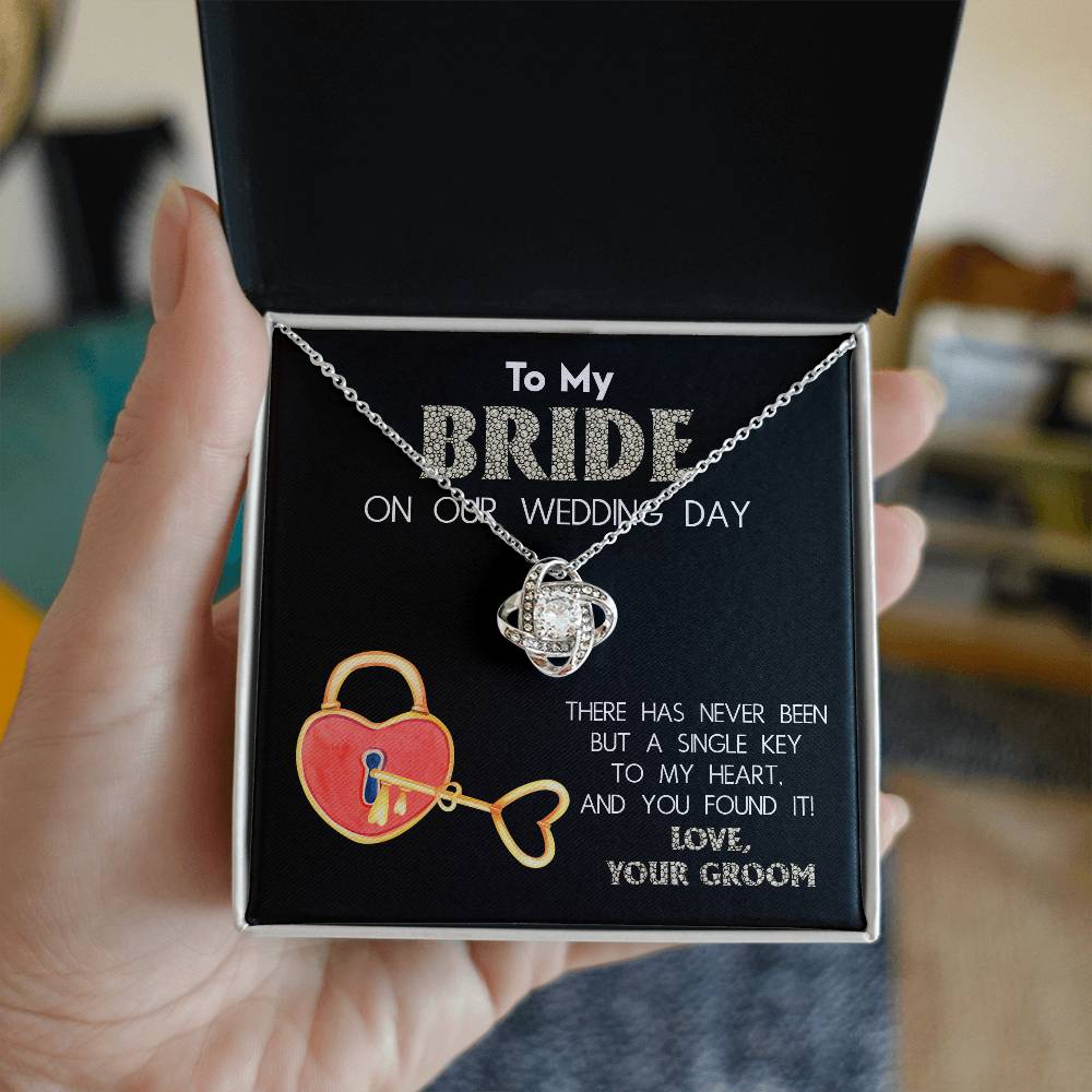 Bride-A Single Key Necklace