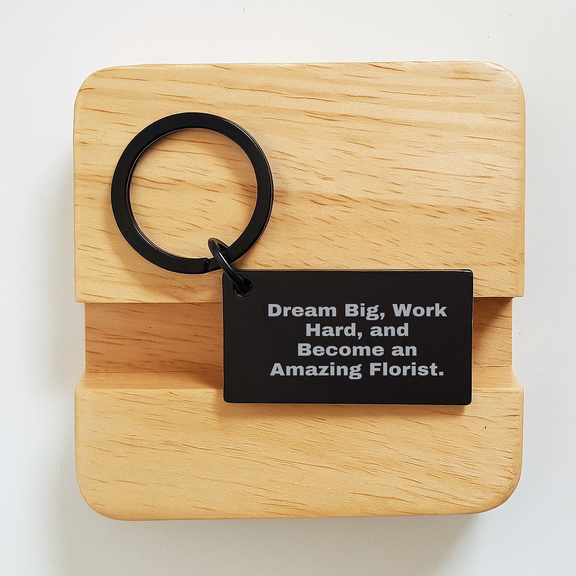Funny Florist Keychain Gifts from Friends and Family for Men and Women, Christmas Unique Keychain with Inspirational Quote - Dream Big, Work Hard, Become An Amazing Florist. - Image 2