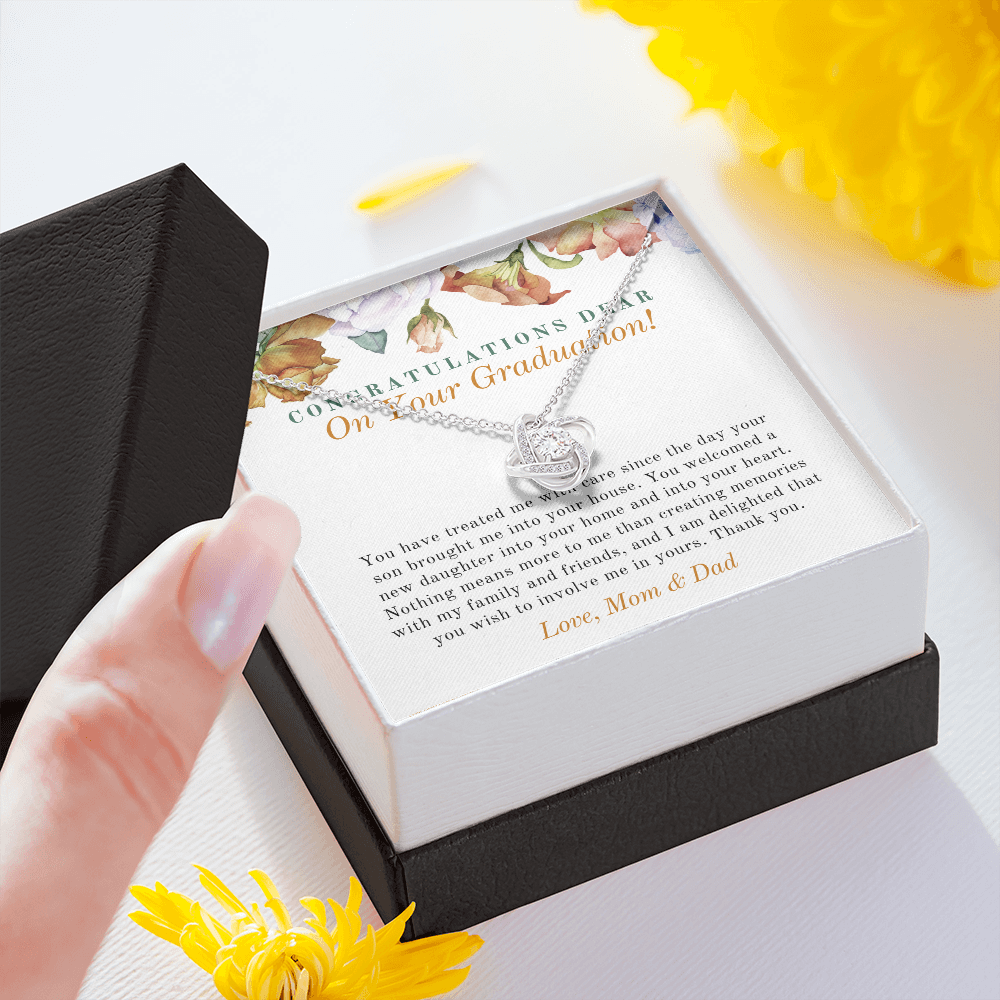 Daughter Graduation, Graduation Gifts For Girls, Graduation Gift Daughter, Graduation Gifts for Her, College Graduation eDG01F